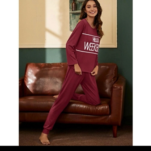 Loungewear Set (Burgundy) - Picture 3 of 5